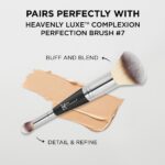 IT Cosmetics Bye Bye Redness Full Coverage Color Correcting Cream - Redness Neutralizing Tinted Face Moisturizer, 12HR Hydration, Hyaluronic Acid, Aloe, Colloidal Oatmeal, Rosacea Skin - 0.37 fl oz